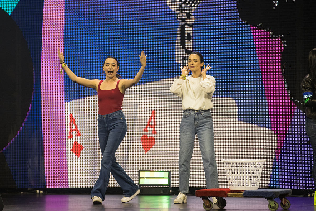 VidCon in Anaheim: Why play video games when you can watch others do it on ? That's how these rs make money – Orange County Register